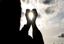 雷火电竞简介-棋盘两端，汉密尔顿与安切洛蒂的制胜方程式